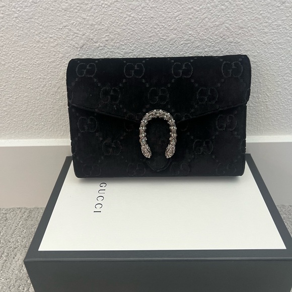 Gucci Dionysus Wallet with Chain - Picture 2 of 6